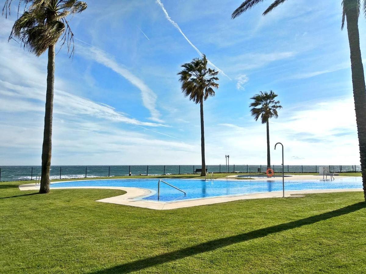 Mi Capricho, Beachfront, Grownfloor, Private Garden & Terrace Ситио-де-Калаонда Экстерьер фото