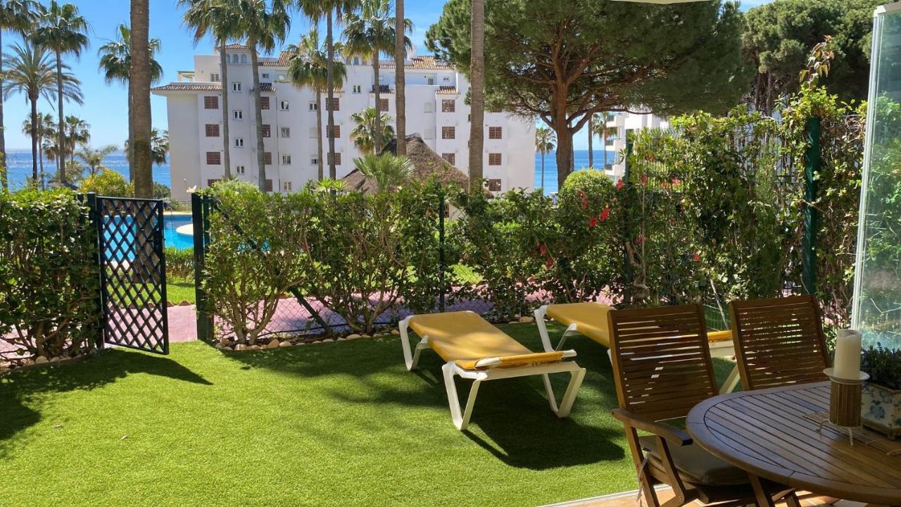 Mi Capricho, Beachfront, Grownfloor, Private Garden & Terrace Ситио-де-Калаонда Экстерьер фото