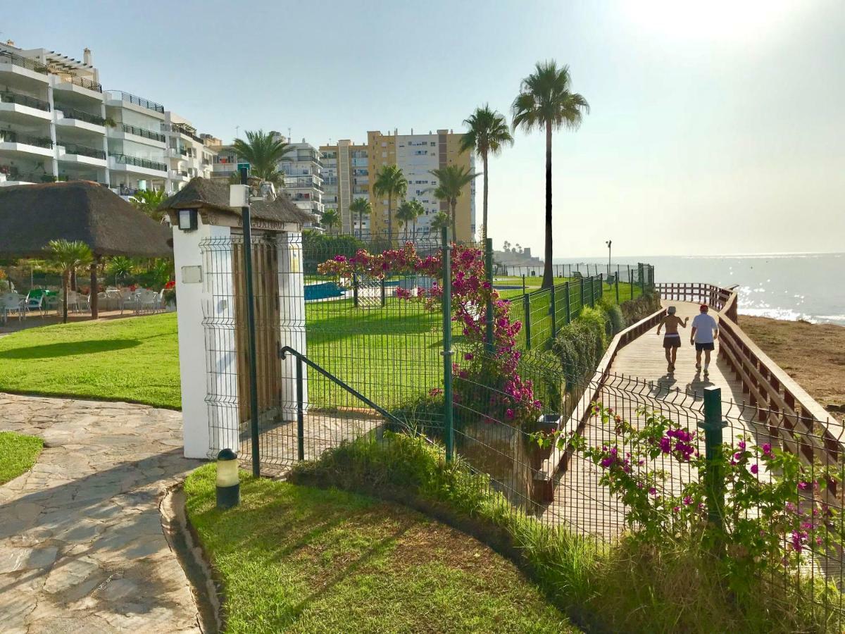 Mi Capricho, Beachfront, Grownfloor, Private Garden & Terrace Ситио-де-Калаонда Экстерьер фото