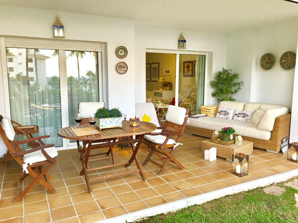 Mi Capricho, Beachfront, Grownfloor, Private Garden & Terrace Ситио-де-Калаонда Экстерьер фото