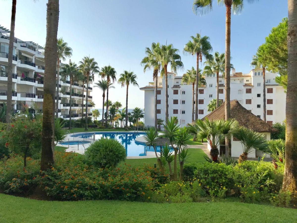 Mi Capricho, Beachfront, Grownfloor, Private Garden & Terrace Ситио-де-Калаонда Экстерьер фото